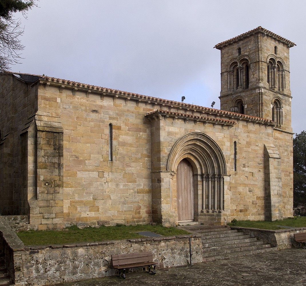 Maquetas de iglesias románicas